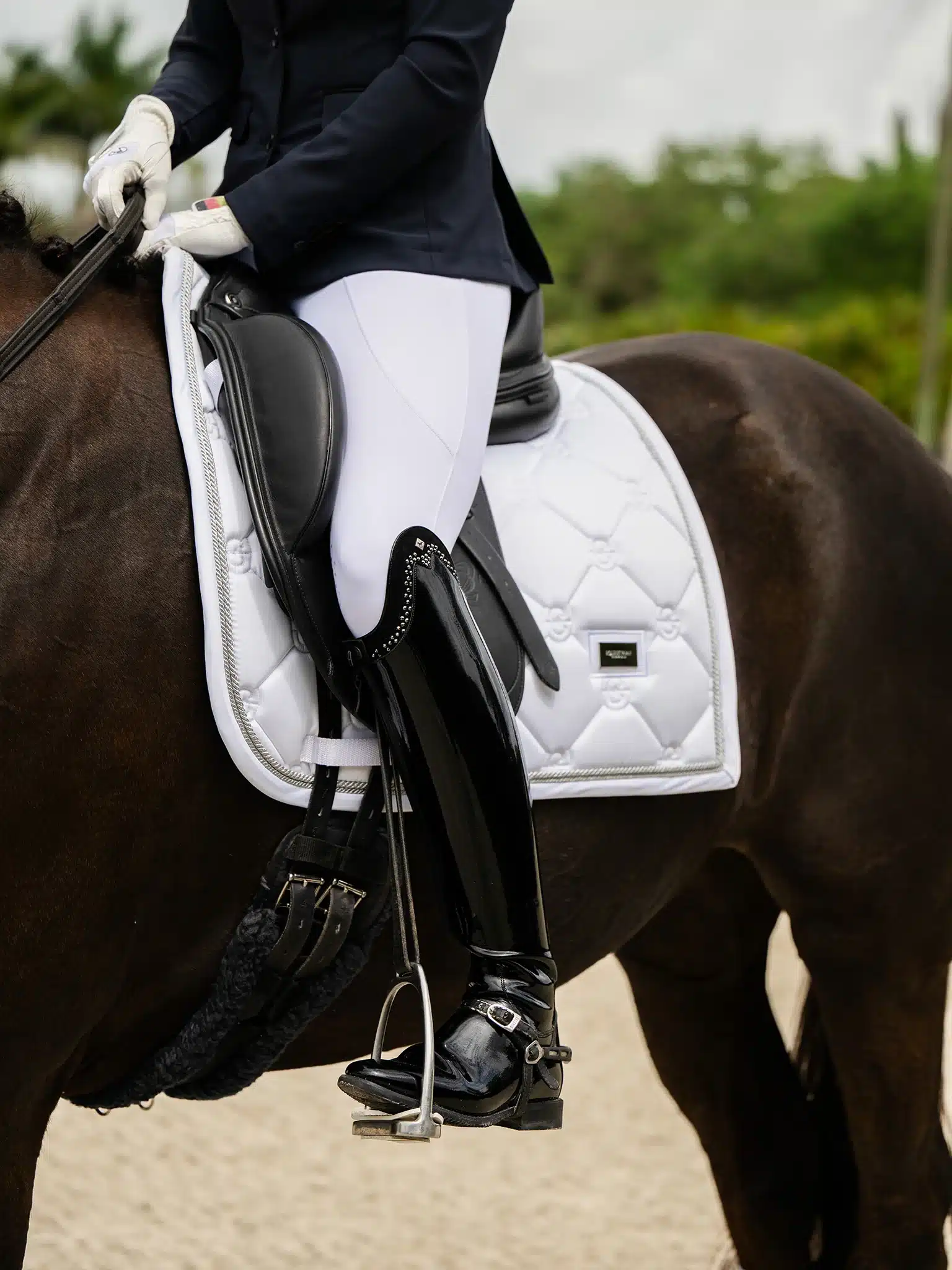 Equestrian Stockholm Underlag - Perfection White - DR16"